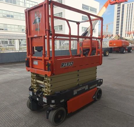 Used R1932 JLG Electric Scissor Lift